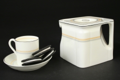 Cunard Queen Mary cubed with oreos