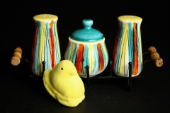 2019.15 Japanese Gift Craft condiment set on stand with plush peep